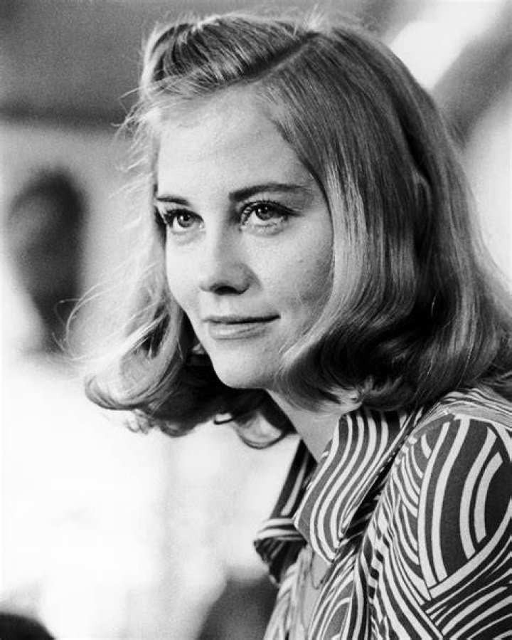 Actress Cybill Shepherd