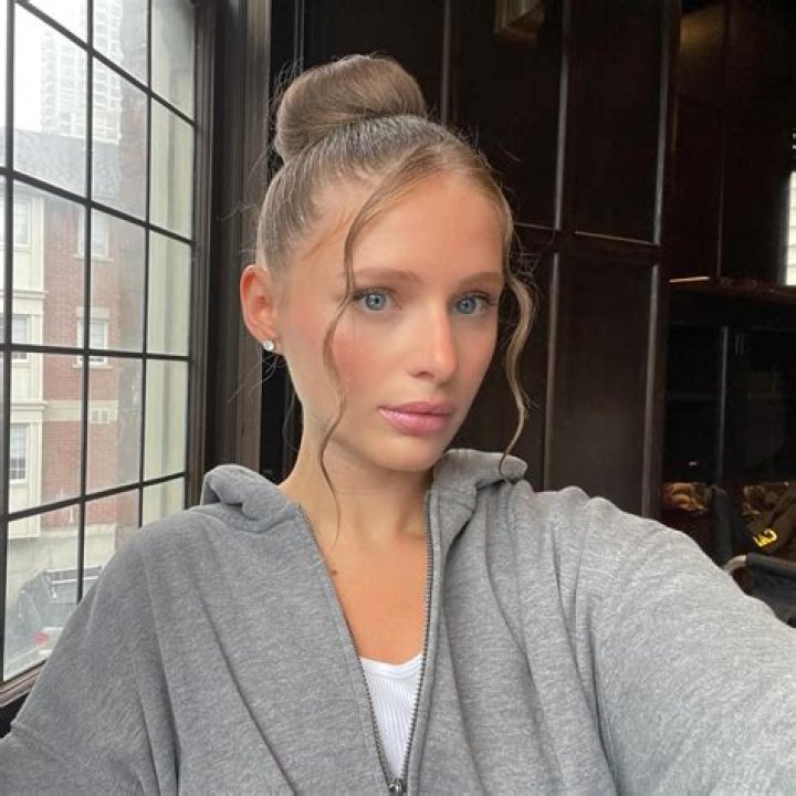 Alexandra Beaton Instagram
