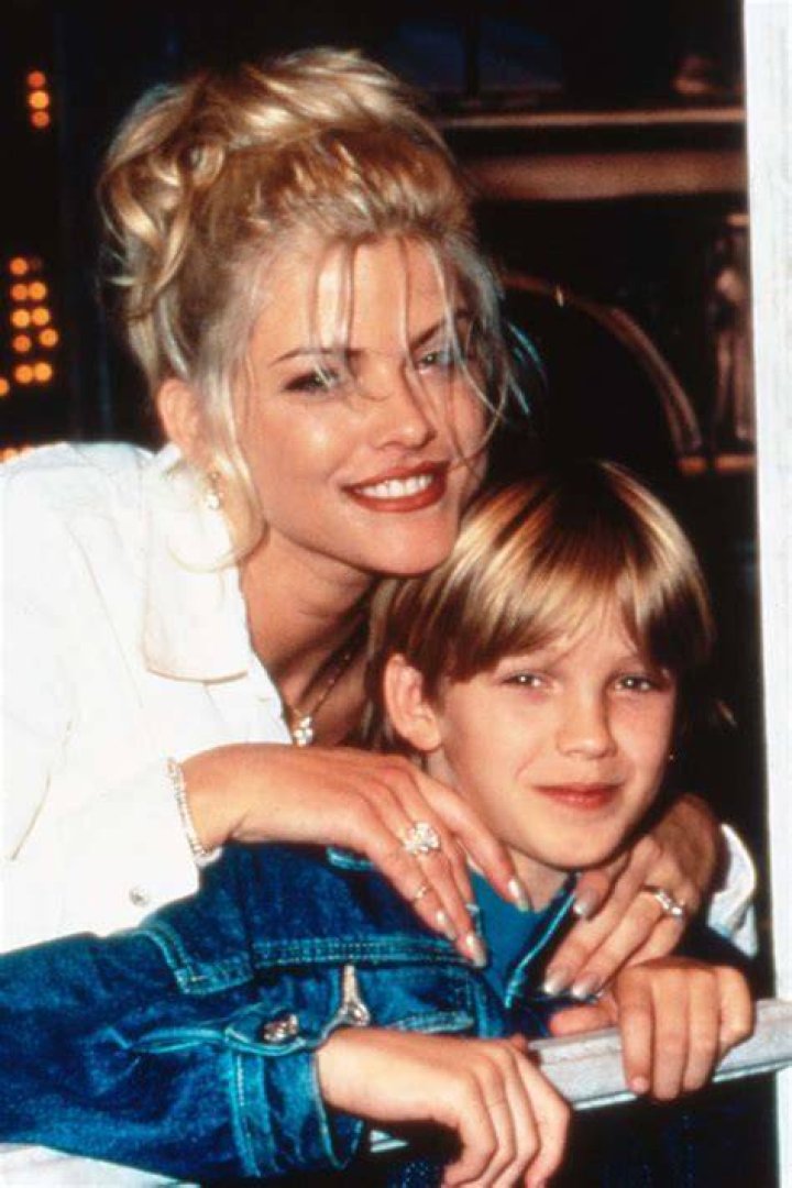 Anna Nicole Smith with son Daniel Wayne Smith