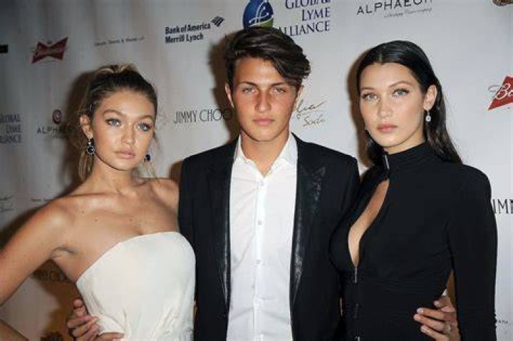 Anwar Hadid Net Worth