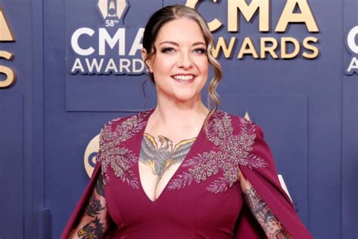 Ashley Mcbryde's Photo
