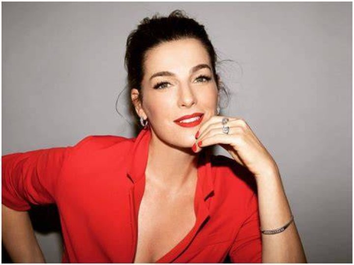 Ayelet Zurer