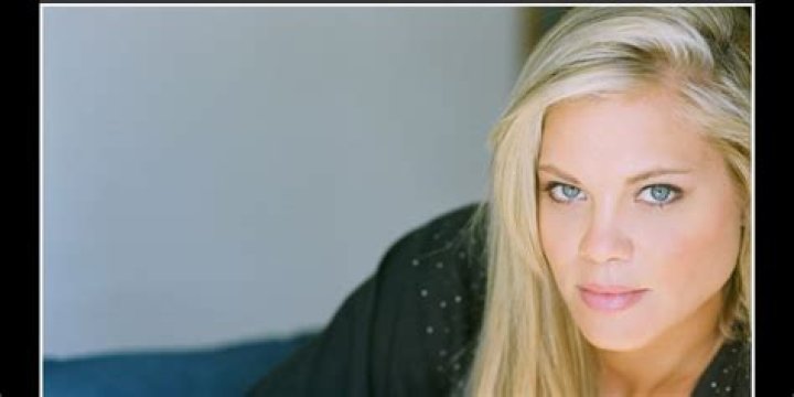 Betsy Rue Net Worth
