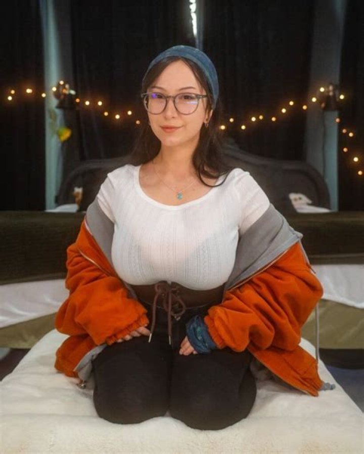 BigTittyGothEgg