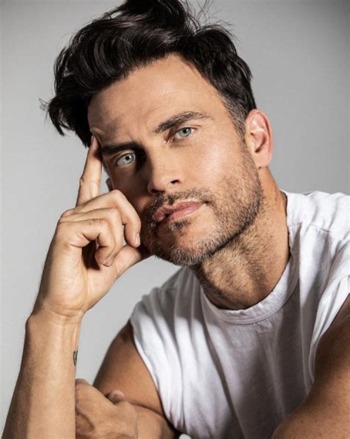 Cheyenne Jackson's Photo