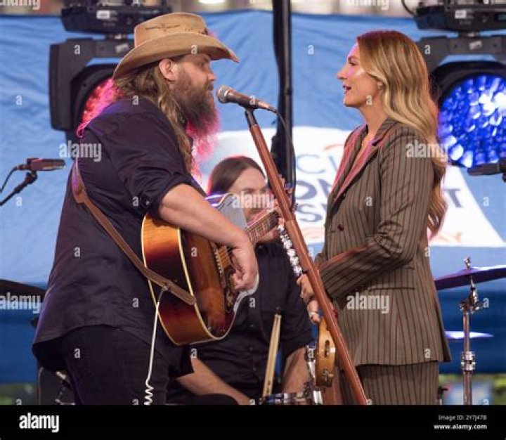 Chris &amp; Morgane Stapleton &amp; Dwight Yoakam perform Seven Spanish Angels live in concert 2016 HD 1080p - Songs written by chris Stapleton