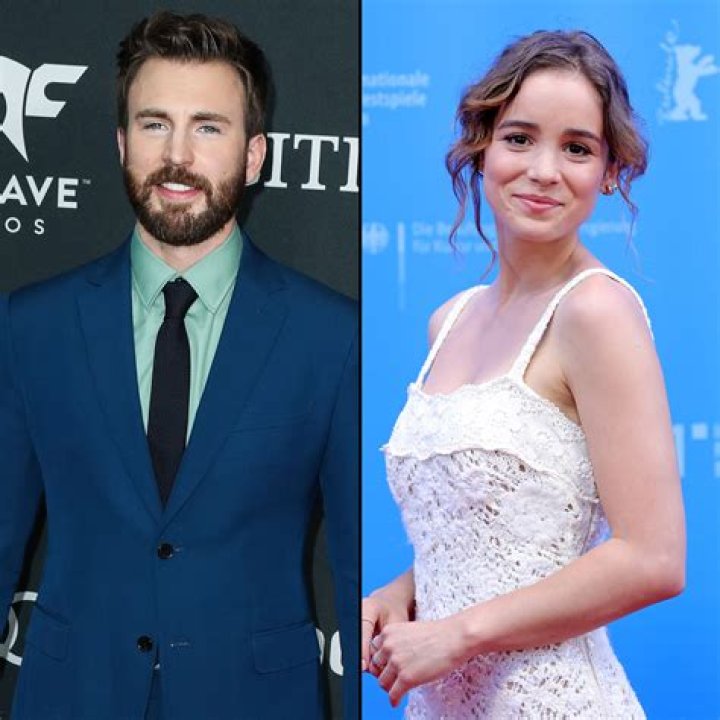 Chris Evans and Alba Baptista