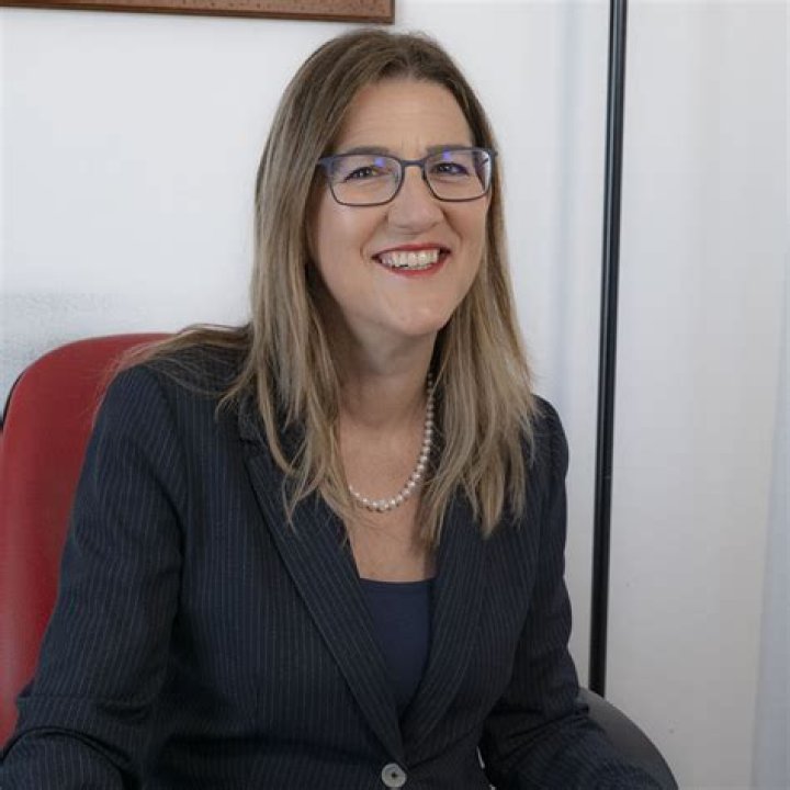 Claudia Chiavaroli Net Worth
