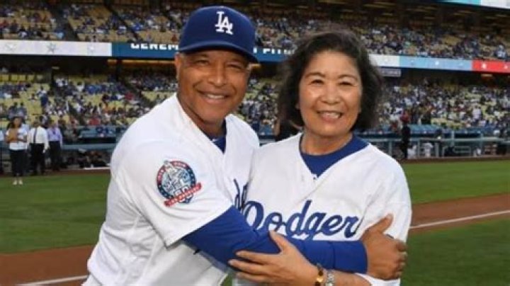Dave Roberts Net Worth