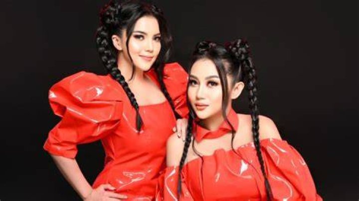 Duo Serigala's Photo