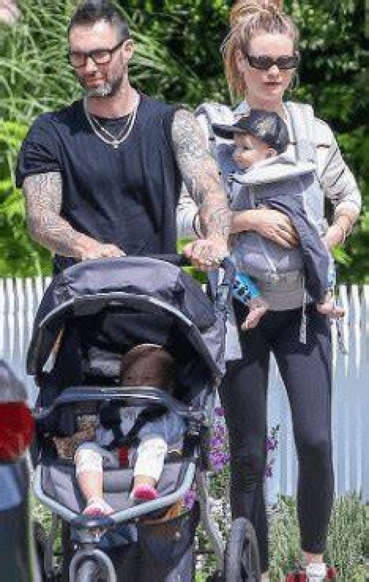 Dusty Rose with her parents. Source: Just Jared
