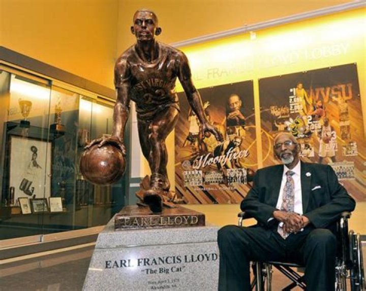 Earl Lloyd