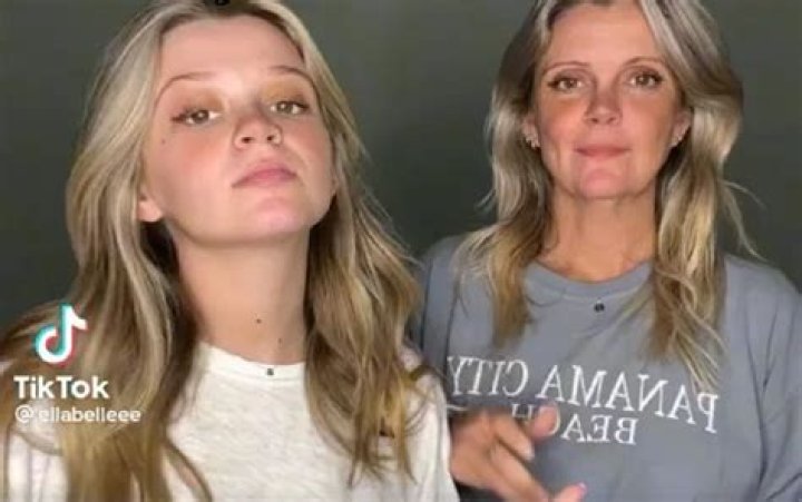 Ella Belle Mom