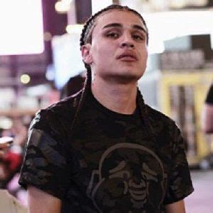 Elvy The God's Photo