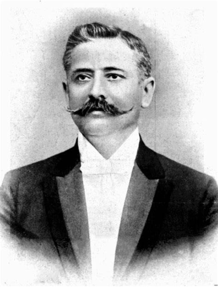 Emiliano González