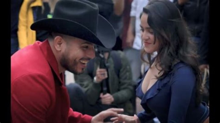 Espinoza Paz - La Cumbia Del Mariachi ( video oficial ) - mariachi canciones para bailar