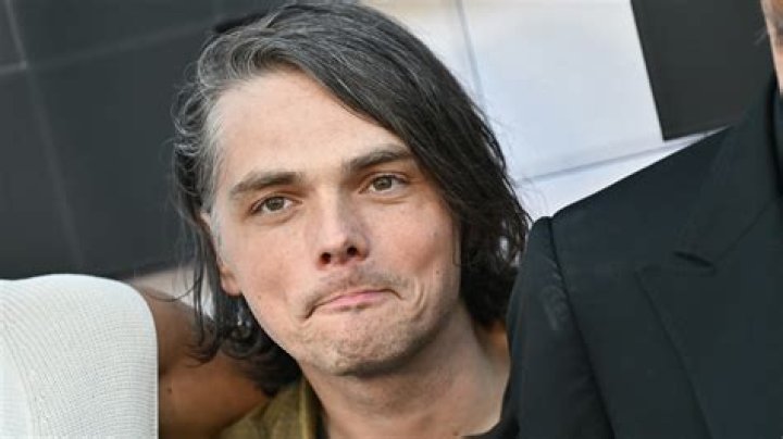 Gerard Way Net Worth – How Much is Way Worth?