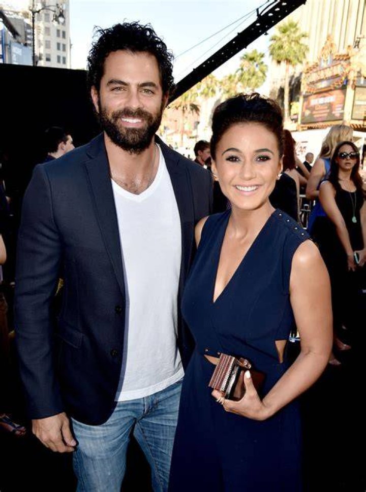 Gerardo celasco and Emmanuelle Chriqui