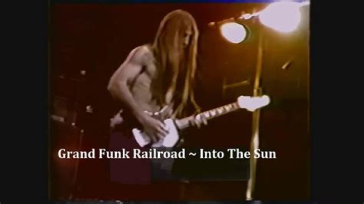 Grand Funk Railroad - Into The Sun - 1970 - grand funk railroad-greatest hits