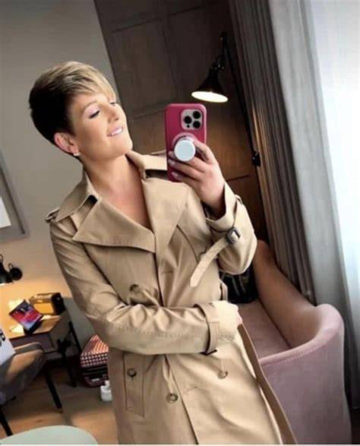 Hannah Brooks Net Worth 2024
