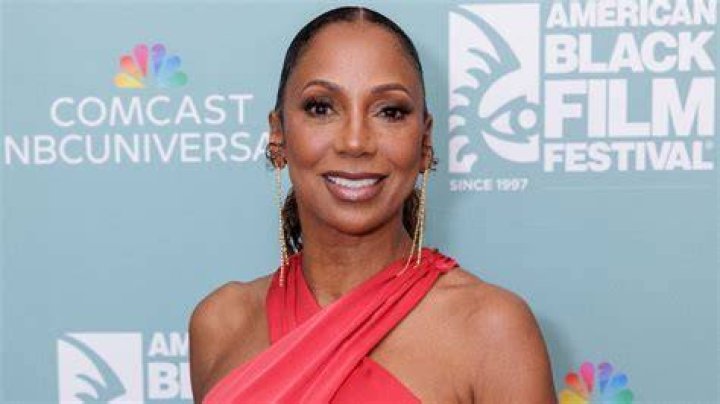 holly robinson peete career