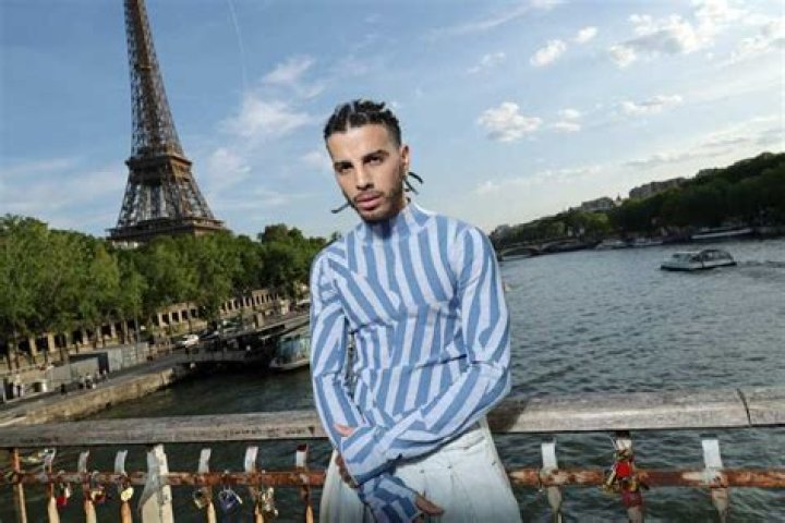 how old is rauw alejandro