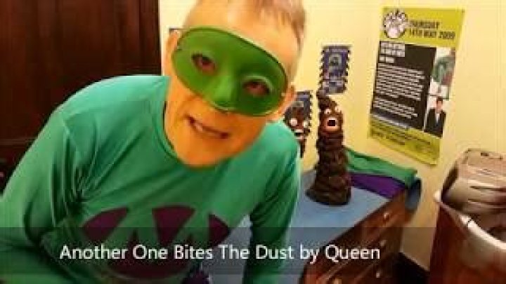I Almost Crapped Myself Farting To Queen #windywednesday - christmas songs with farts