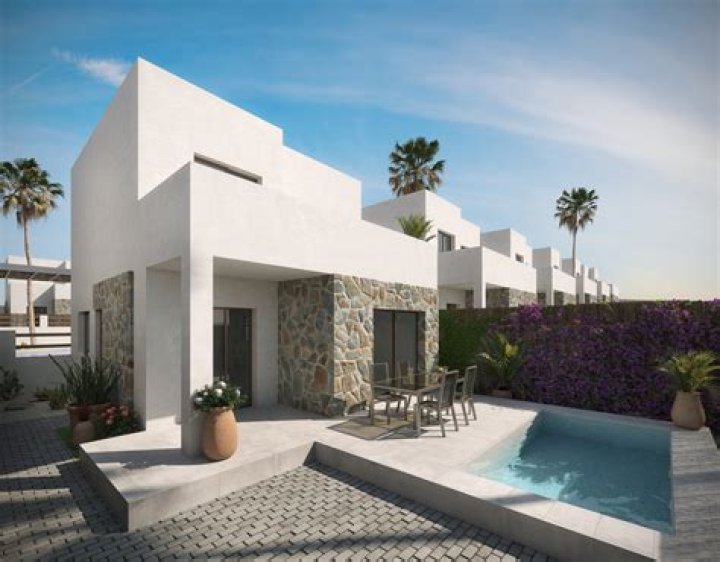 Iliana Villa