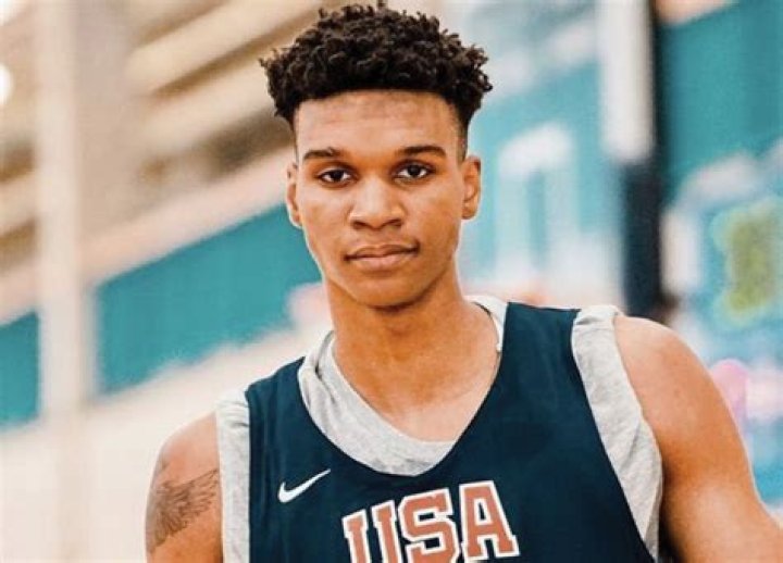 Isaiah Acosta Net Worth