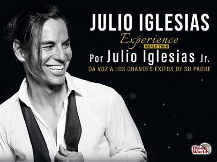 Julio Iglesias - De Ni&ntilde;a A Mujer - Quinceanera Songs
