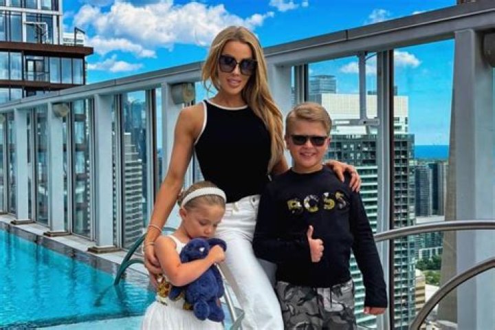 Lisa Hochstein and Kids