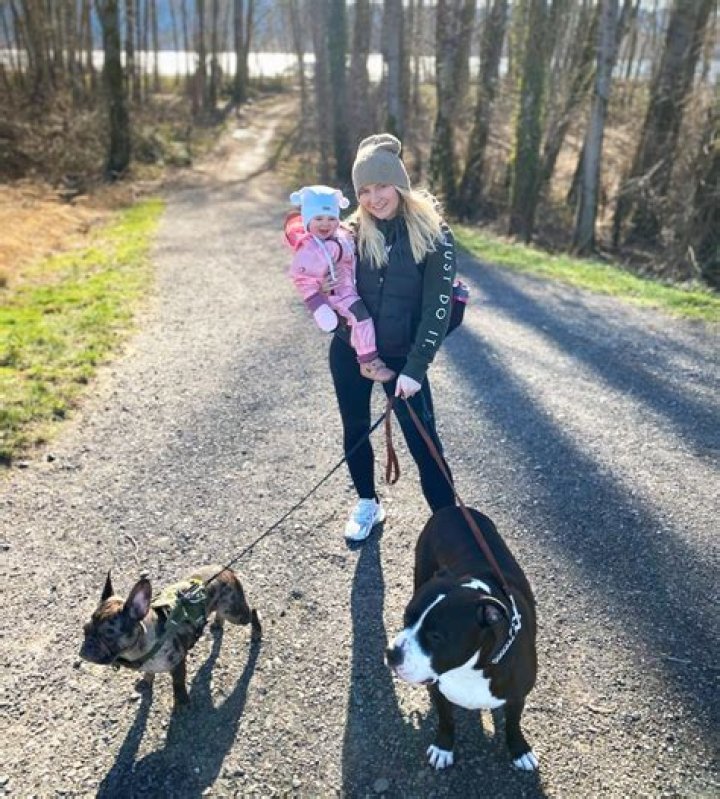 Mandy Hansen on Instagram