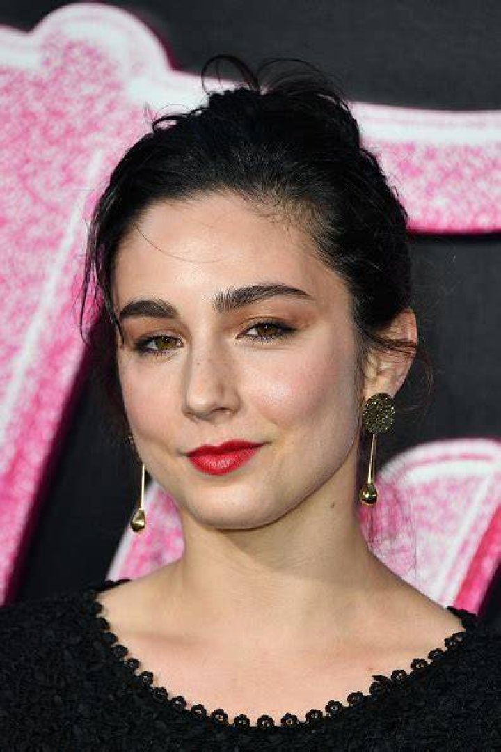 Molly Ephraim net worth