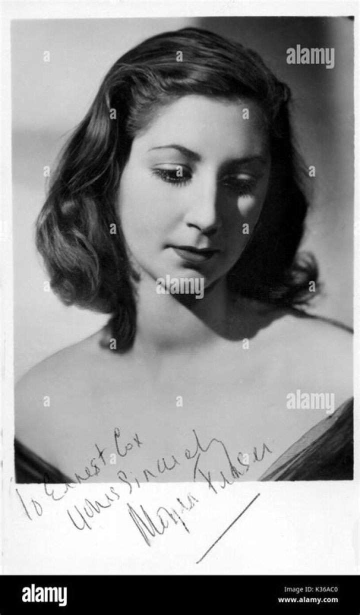 Moyra Fraser
