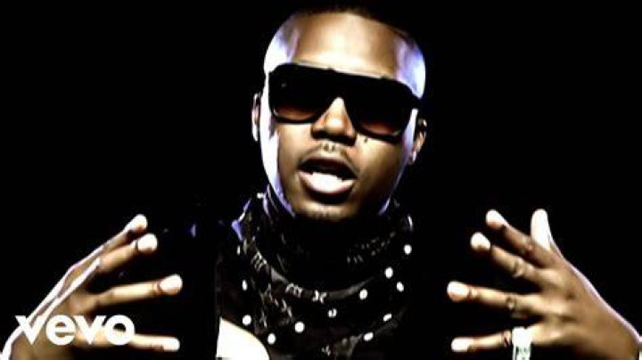 Nas - Hero ft. Keri Hilson - midnight club 3 hip hop song list