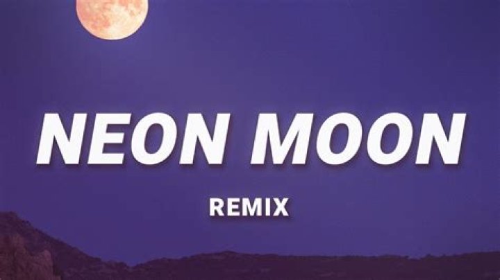 Neon Moon (Remix) - DJ Noiz, Brooks &amp; Dunn (Lyrics) | Sun goes down on my side of town - country songs on tiktok 2020