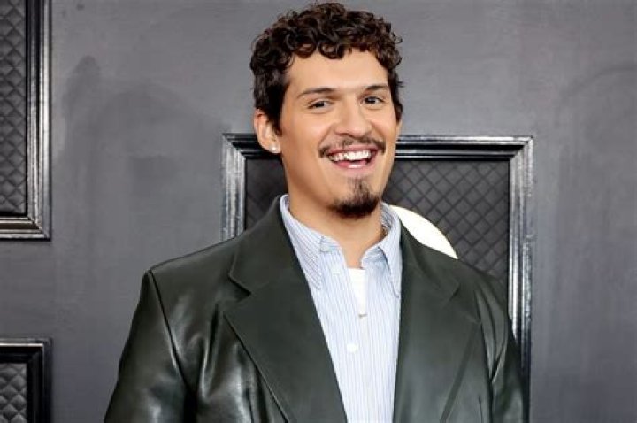 Omar Apollo Net Worth - How Much Does Omar Apollo Make?