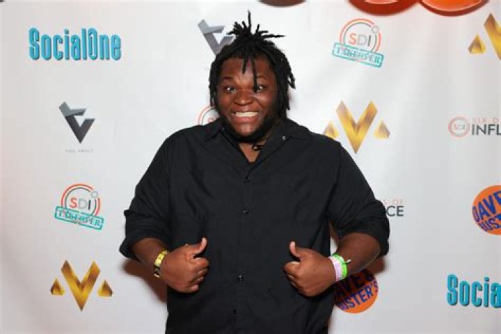 Oneya Johnson Net Worth