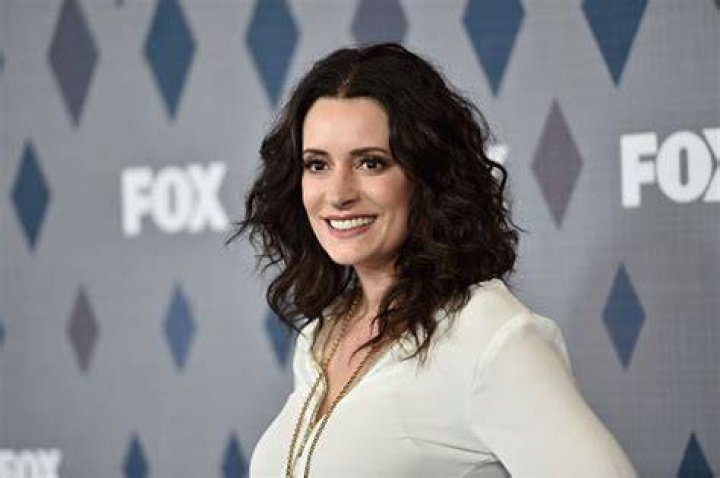 Paget Brewster Net Worth