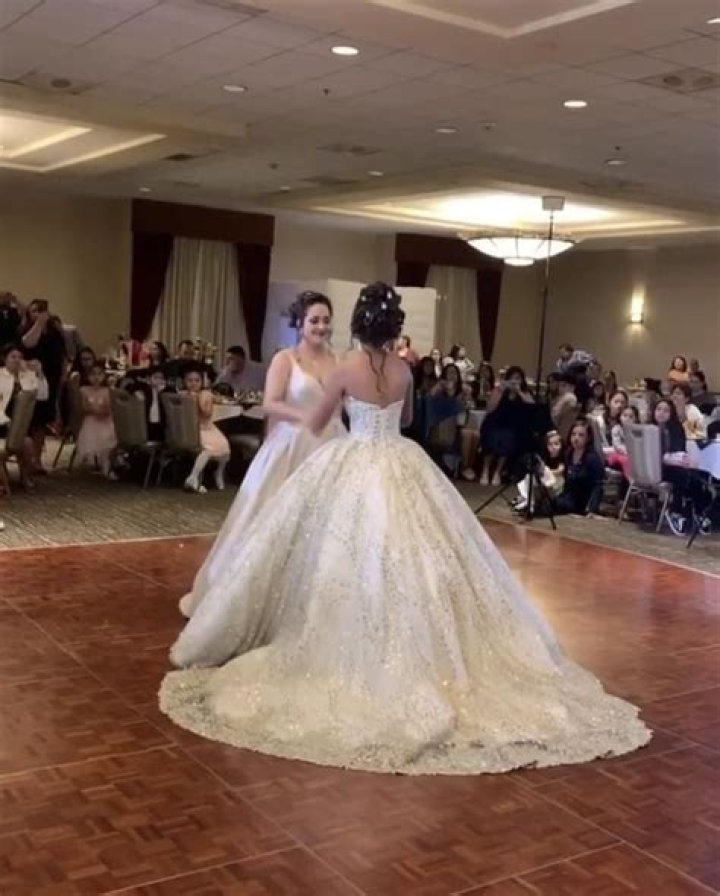 Quincea&ntilde;era Waltz / Vals | Fairytale Dances - Country waltz songs