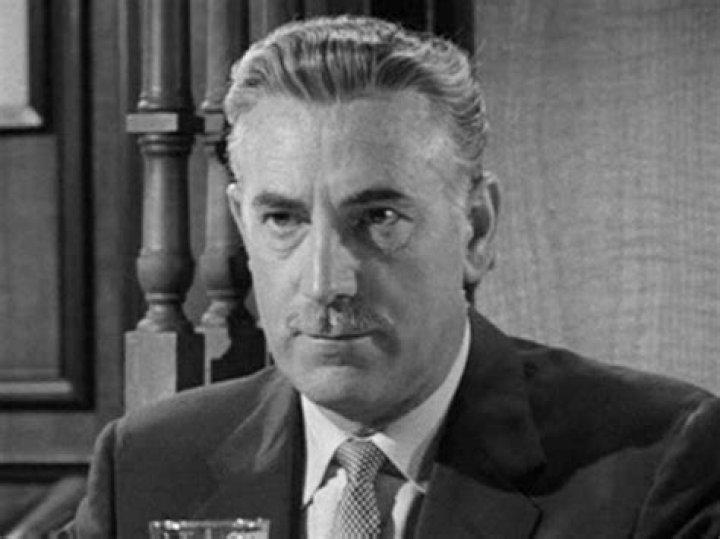 Raymond Bailey Biography