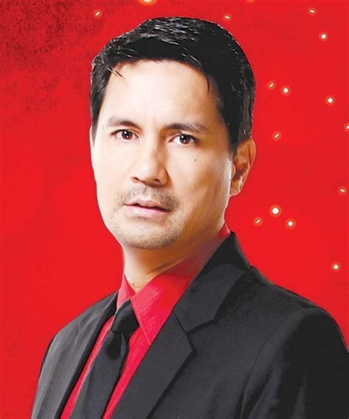 Richard Gomez