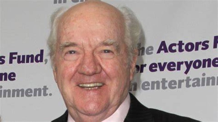 Richard Herd Net Worth