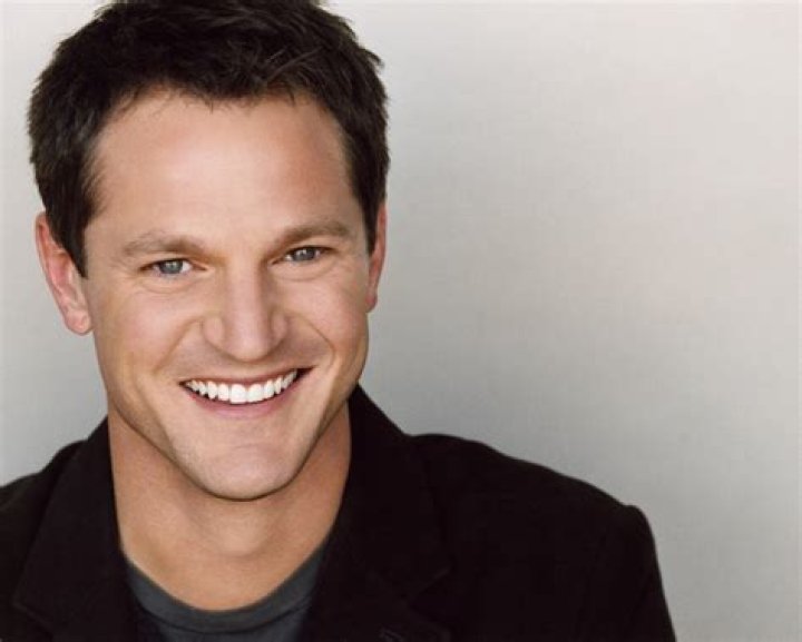 Scott Holroyd Net Worth