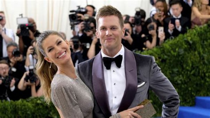 tom brady wife net worth
