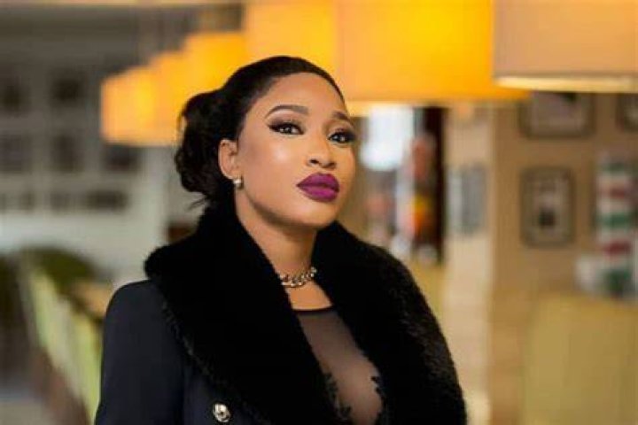 Tonto Dikeh is a real ankara fashionista