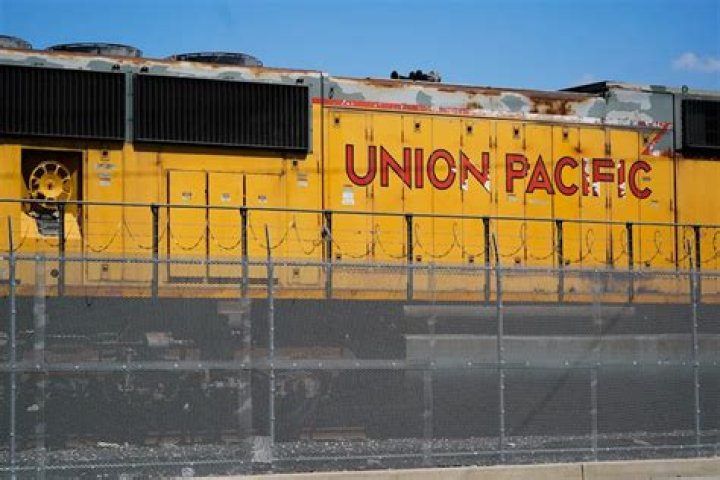 union pacific layoffs