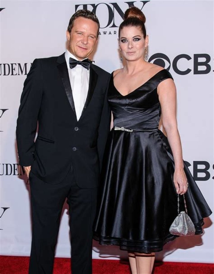 When Did She and Will Chase Start Dating?