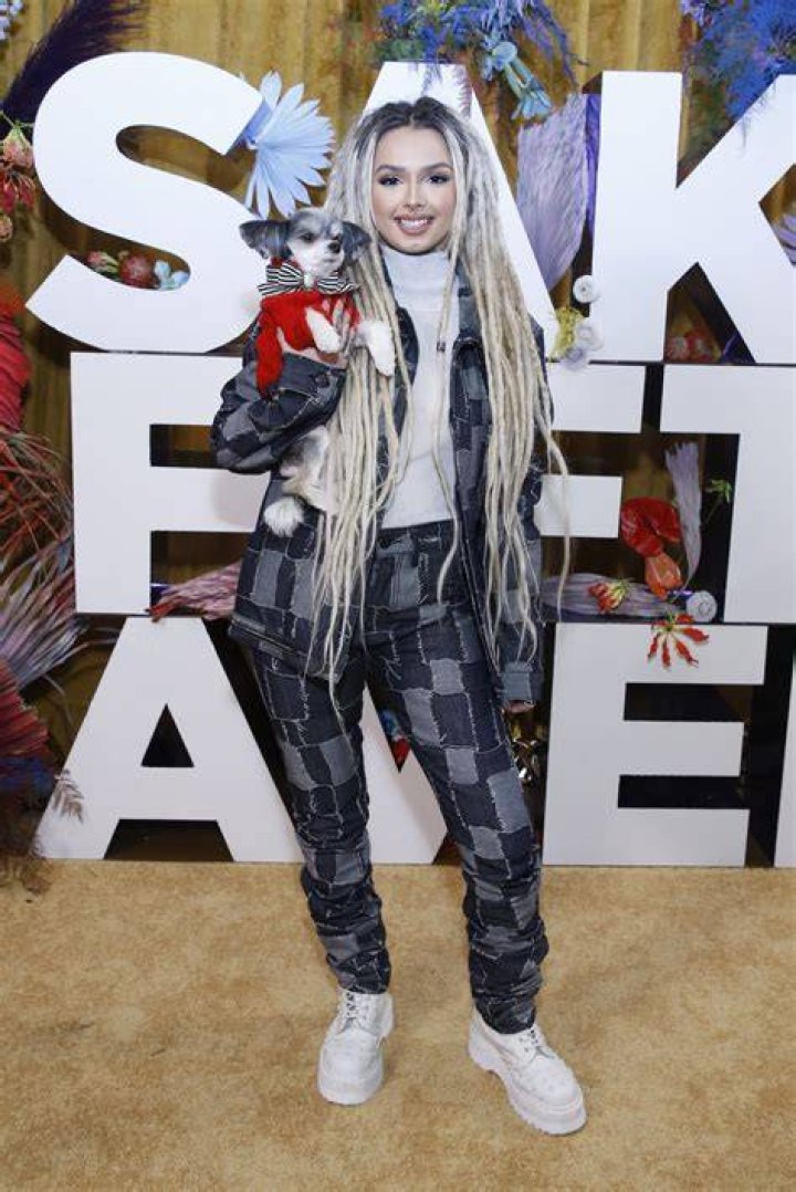 Zhavia Ward's Photo