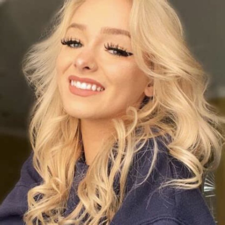 zoe laverne net worth zoe laverne net worth